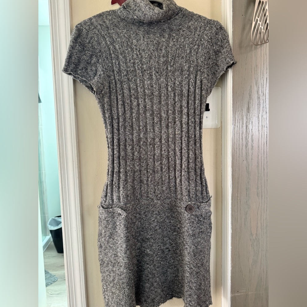 Chic Gray Knit Midi Dress with Button Detail